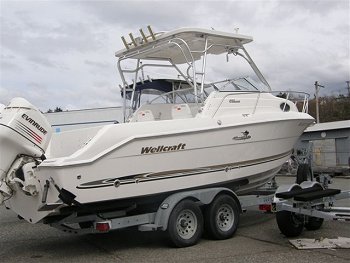 Slivers Charters Salmon Sport Fishing has a new boat a 25.6 Wellcraft to add to its fleet.  This boat will fish the Port Alberni Inlet, Barkley Sound, and offshore waters.  It will be run by guide Doug of Slivers Charters Salmon Sport Fishing.