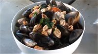 Mussels in Aromatic Coconut Broth