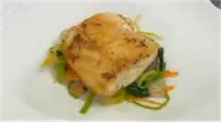 red snapper recipe, red snapper fillet on plate with lemon beurre blanc
