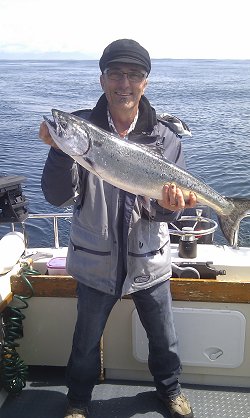 This nice chinook was landed outside of Ucluelet on the Lighthouse Bank.  A T-Rex hootchie was used for this happy guest who was treated on a day when the ocean was wonderfully flat